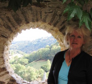 Another amazing framed view of the countryside below.